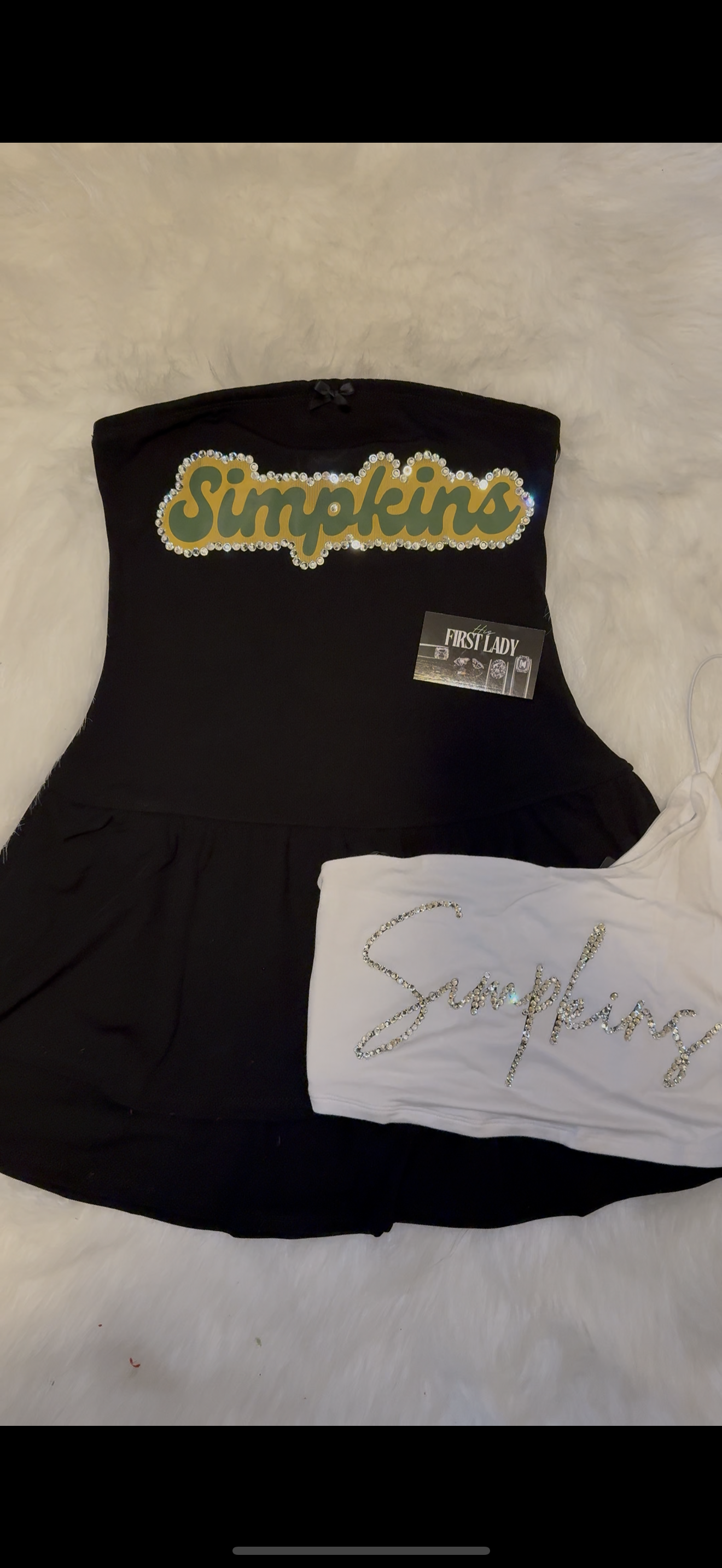 1 dress + Signature T set